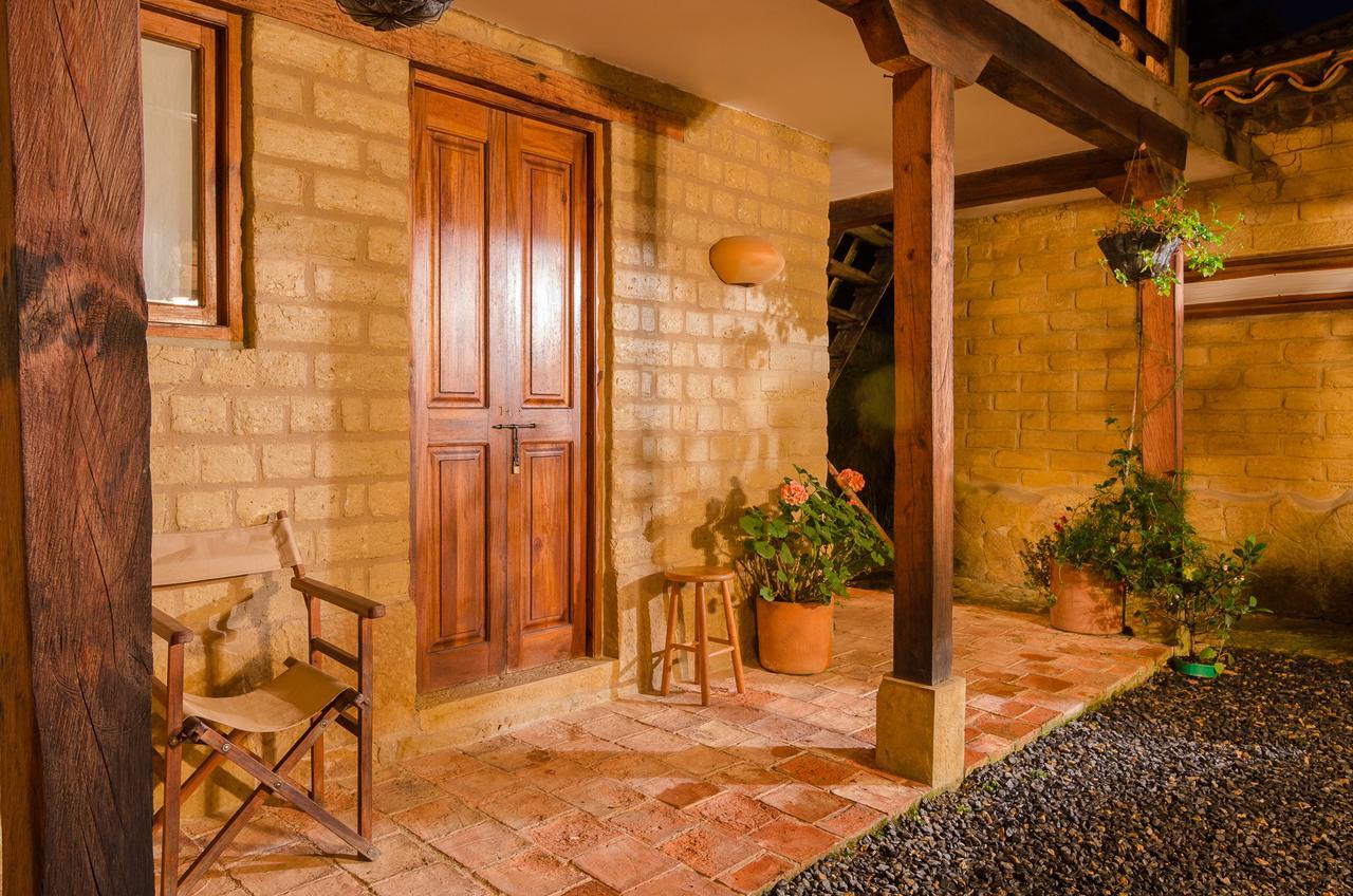 Hostal Casa Del Arte Robles Eksteriør bilde